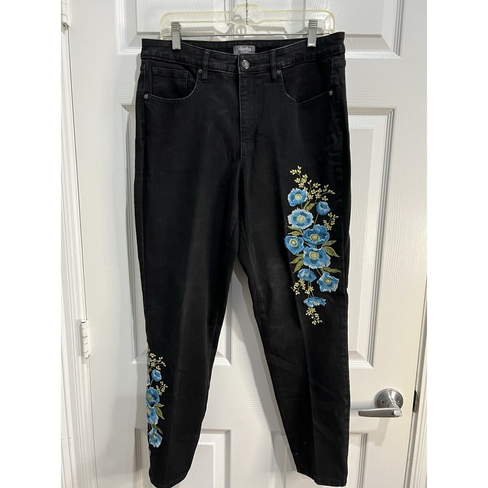 Women's Black Jeans With Embroidered Blue Flowers Size 14 By Martha Steward J39